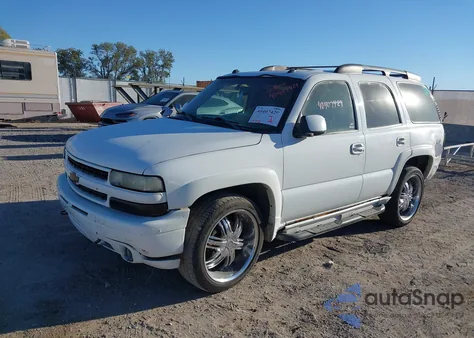 2004 Chevrolet Tahoe Z71 из США, поврежденный, VIN 1GNEK13Z24R238022